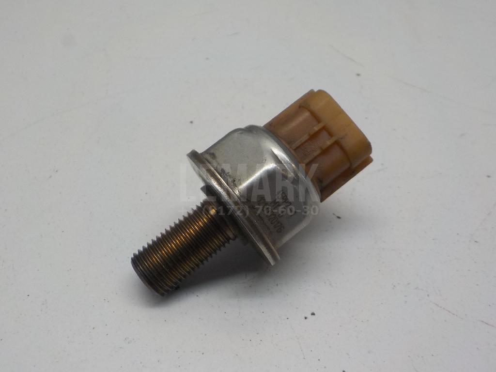 Датчик давления топлива 166381LA0A Nissan
