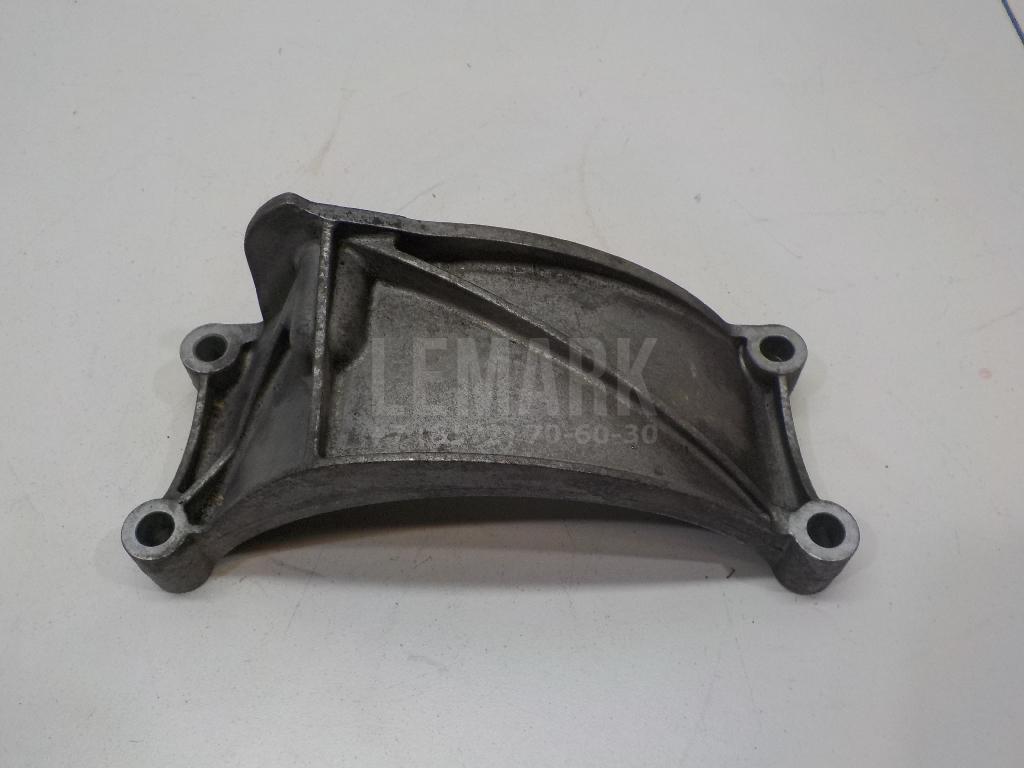 Кронштейн генератора 06E903143D VAG