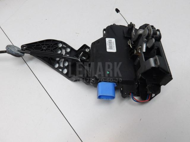 Замок двери задней левой 7L0839015D VAG
