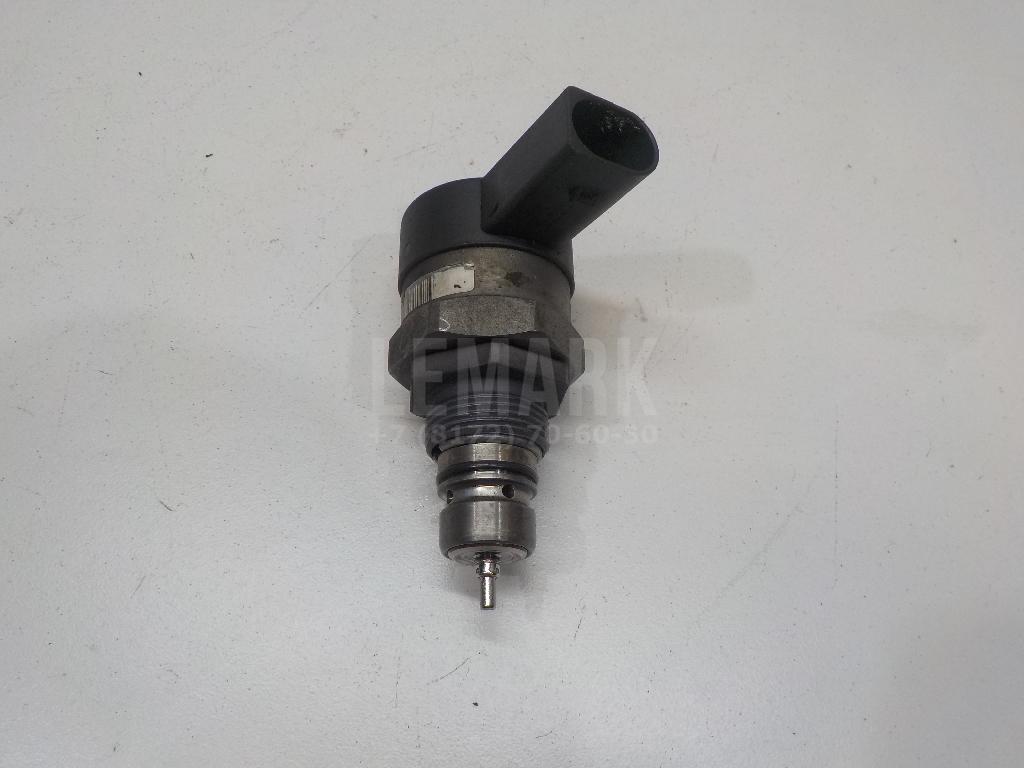 Регулятор давления топлива 057130764AE VAG
