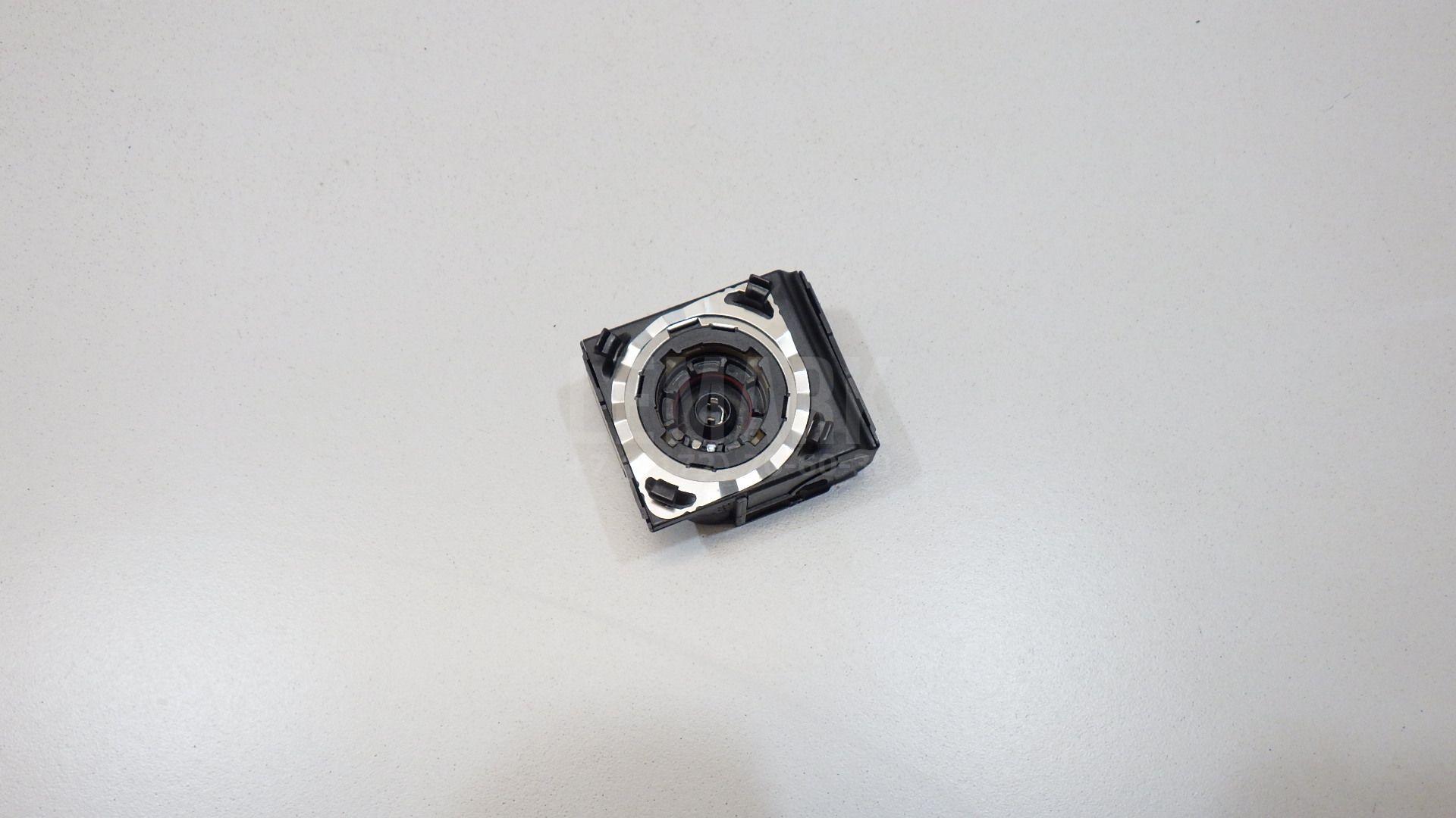 Блок ксеноновой лампы A0028202526 Mercedes Benz