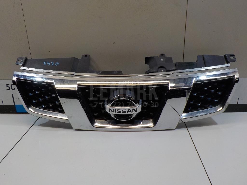 Решетка радиатора 623103UB0A Nissan