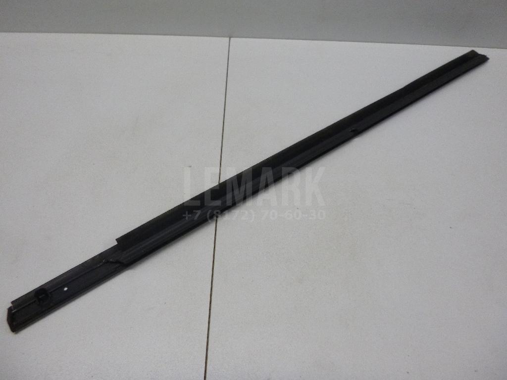 Накладка стекла заднего правого для  BMW 2-serie F22/F23/F87 2013-2020