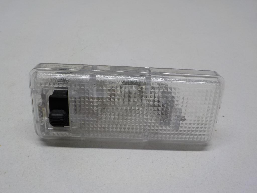 Плафон салонный 26490CA000 Nissan
