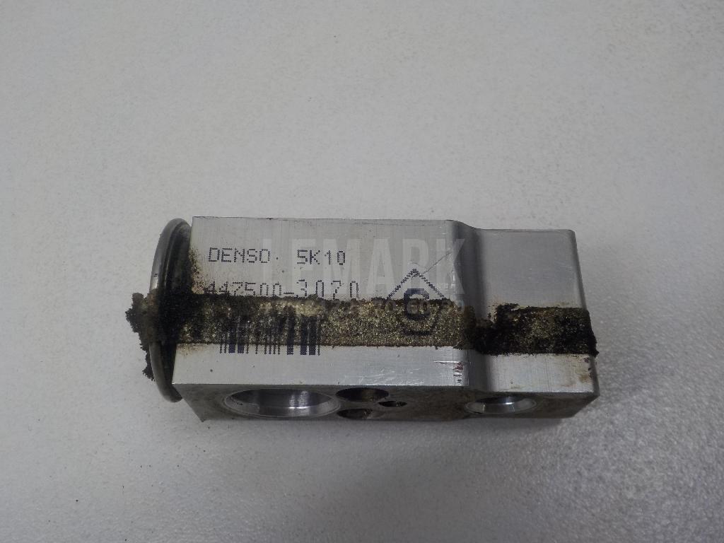 Клапан кондиционера 8851542090 Toyota