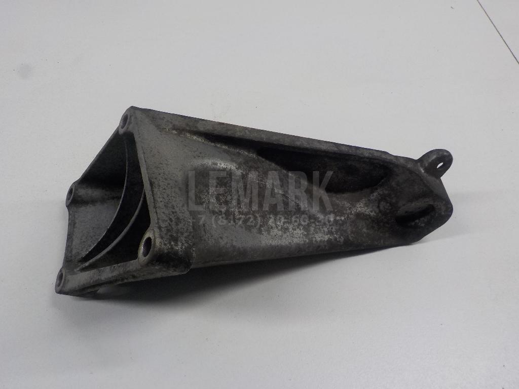 Кронштейн двигателя правый для  Audi A4 [B6] 2000-2004