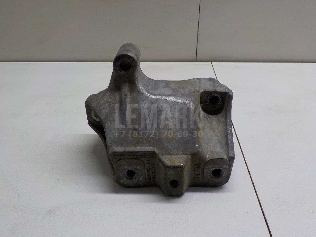 Кронштейн КПП 5Q0199117A VAG