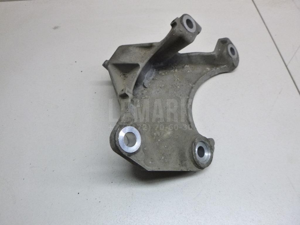 Кронштейн двигателя правый для  BMW X3 E83 2004-2010
