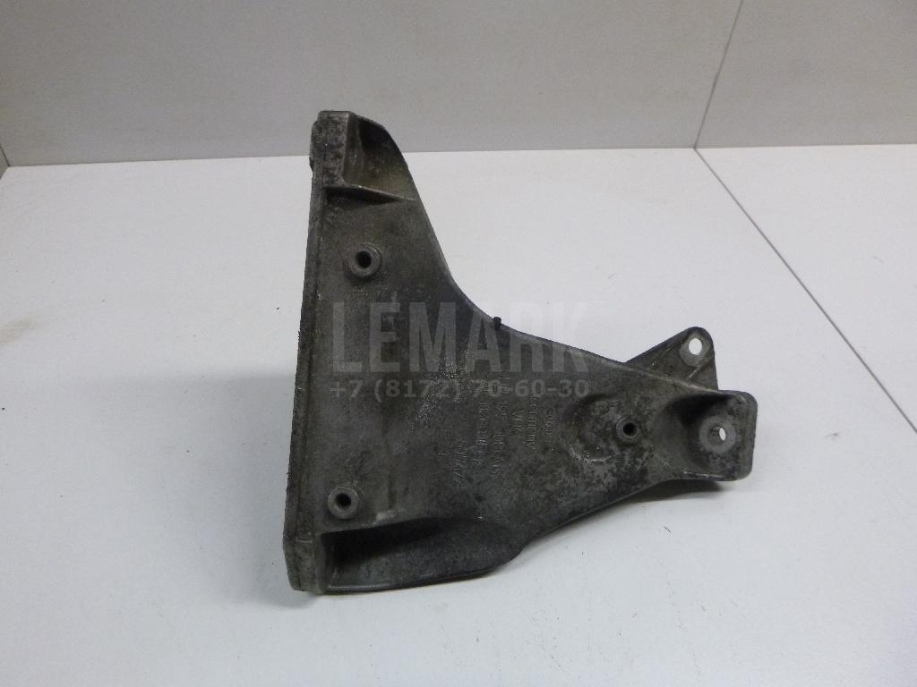 Кронштейн двигателя правый 8D0199308AG VAG