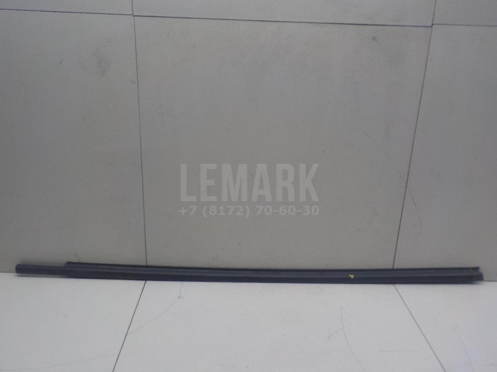 Накладка стекла переднего правого 24468032 GM