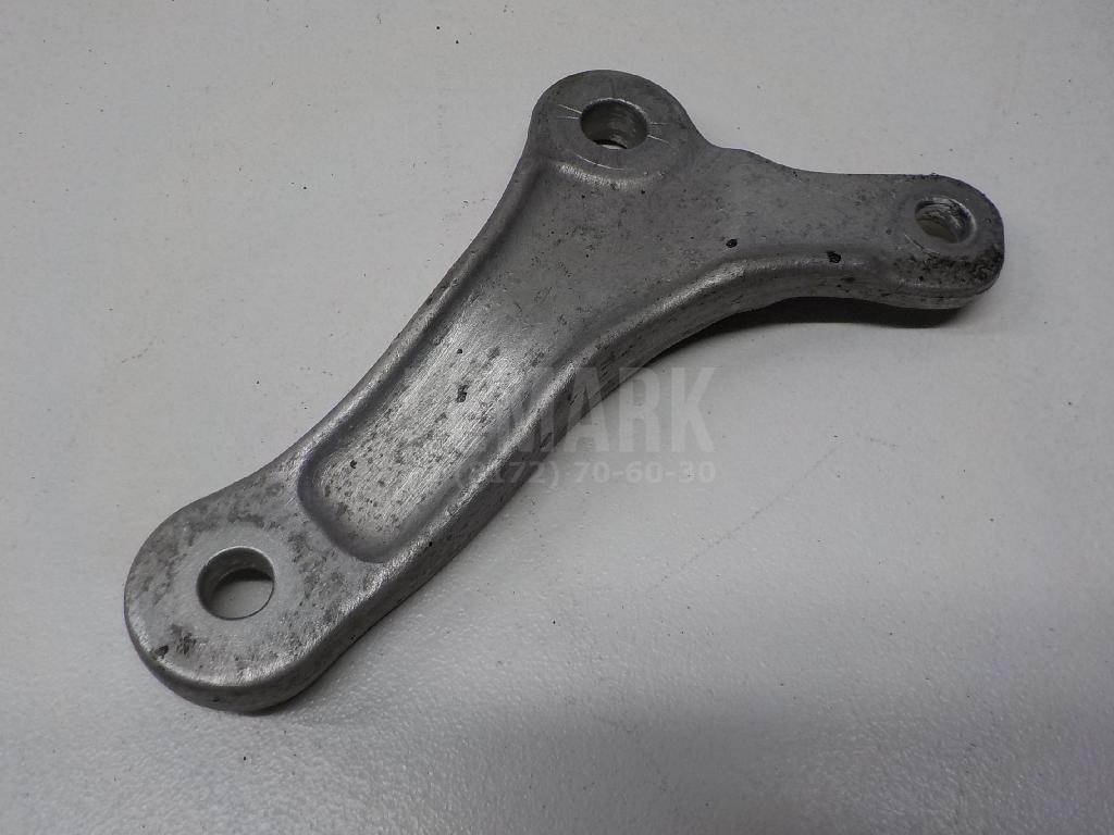 Кронштейн крепления переднего стабилизатора для  BMW X1 F48 2014-2022