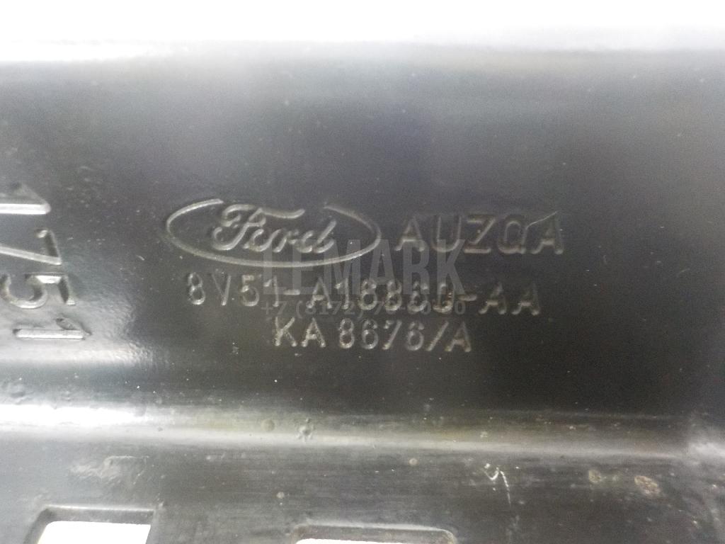 Кронштейн замка капота