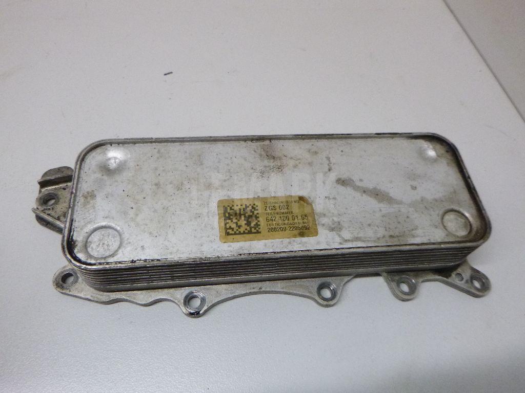 Радиатор масляный 6421800165 Mercedes Benz