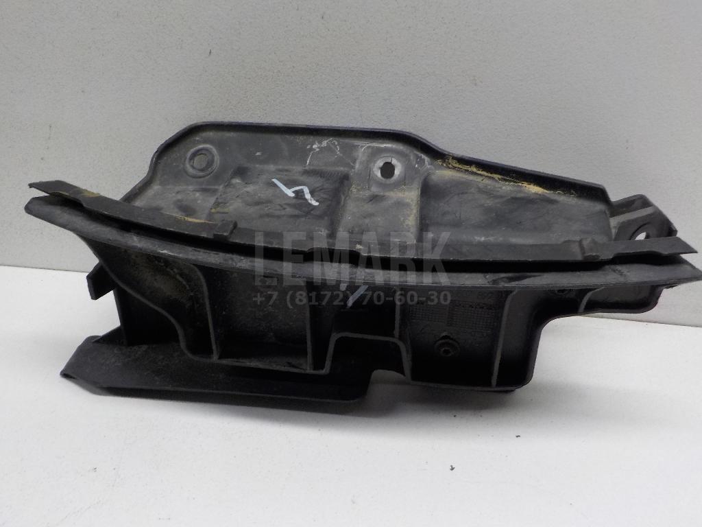 Направляющая заднего бампера левая для  Ford Focus I 1998-2005