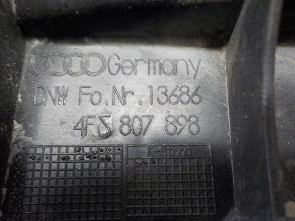 Направляющая заднего бампера правая для  BMW 5-serie F10/F11 2009-2016