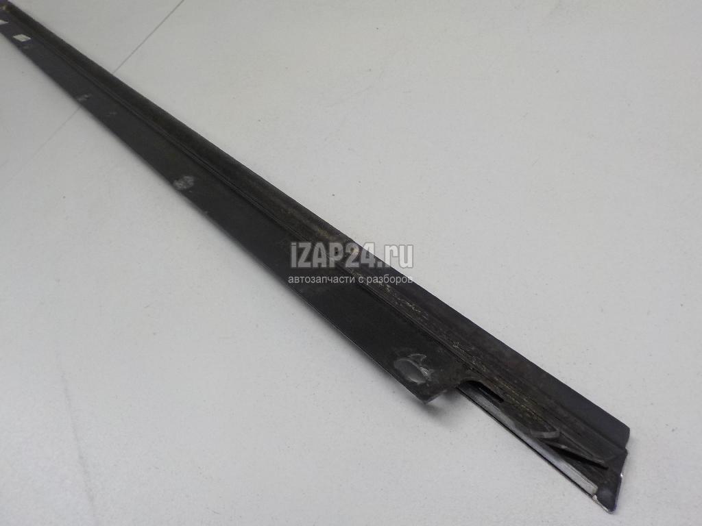 4F08537642ZZ Накладка стекла заднего правого VAG Allroad quattro (2006 - 2012)