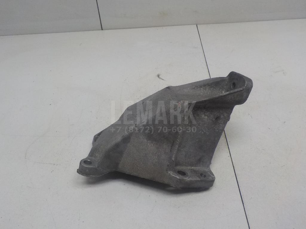 Кронштейн двигателя левый 8D0199307L VAG