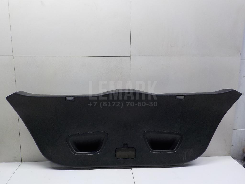 Обшивка двери багажника 817501H010EQ Hyundai-Kia