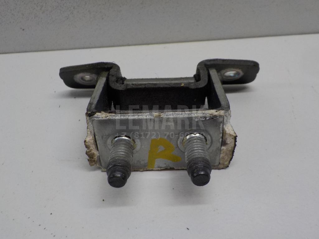 Петля двери багажника 797701H000 Hyundai-Kia