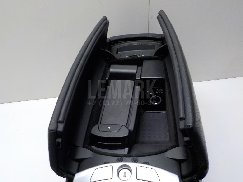 Подлокотник для  Audi A1 (8X) 2010-2018
