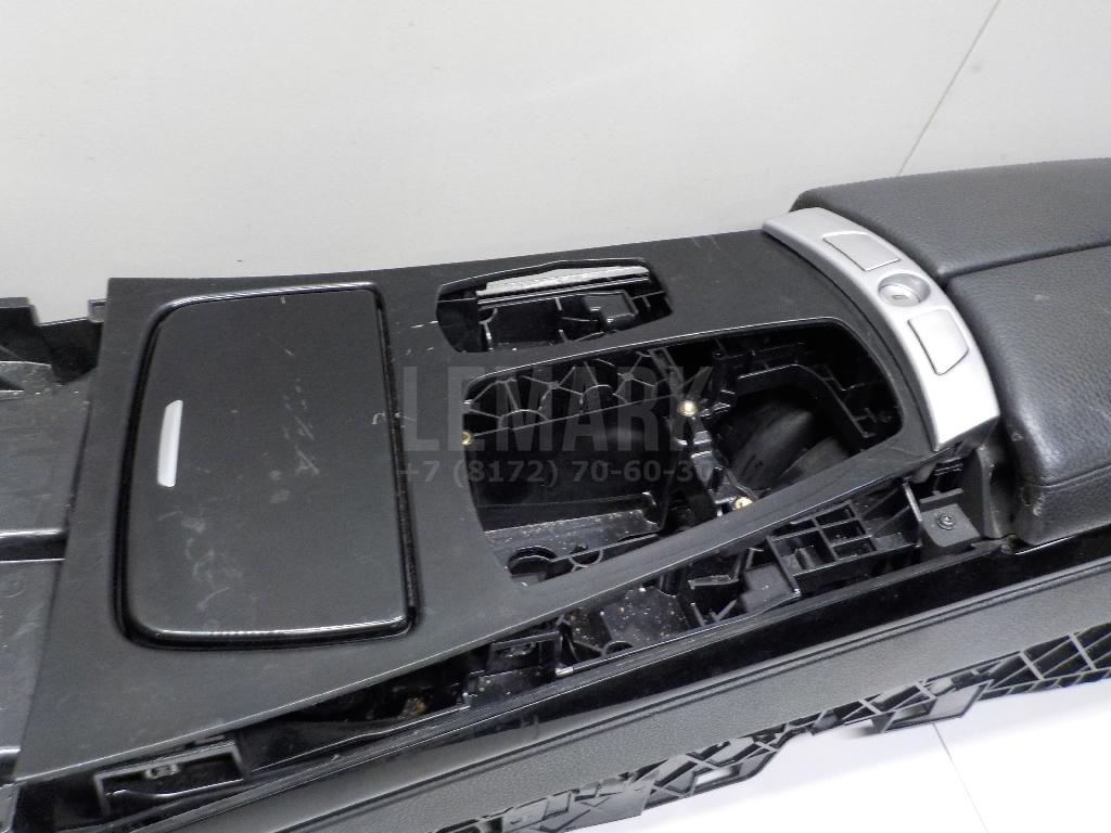 Подлокотник для  Audi A1 (8X) 2010-2018