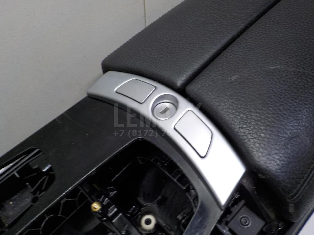 Подлокотник для  Audi A1 (8X) 2010-2018