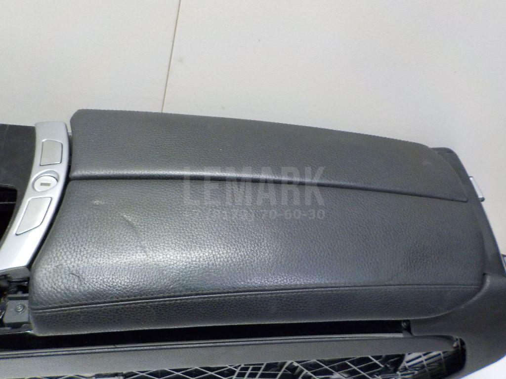 Подлокотник для  Audi A1 (8X) 2010-2018