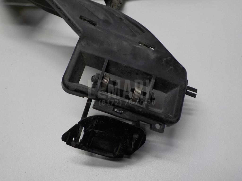 Кронштейн фары противотуманной левой для  BMW 4-serie F32/F33/F82 2012-2020