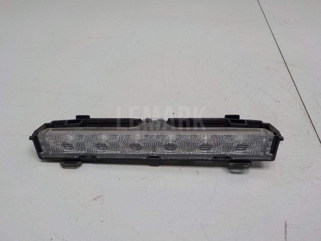 Фонарь задний (стоп сигнал) 6RU945087A VAG