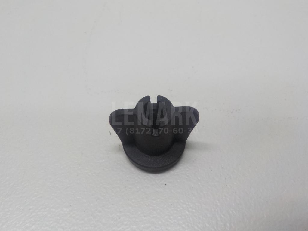Крепеж 1382748 Ford
