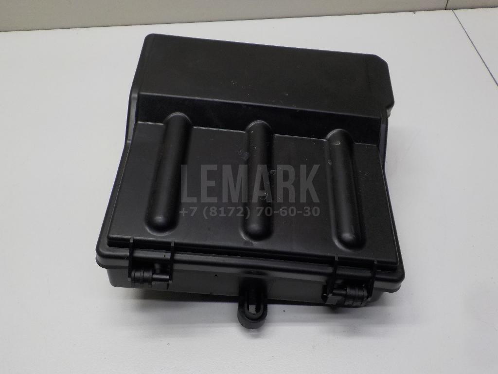 Корпус блока предохранителей для  Audi V8 1988-1994