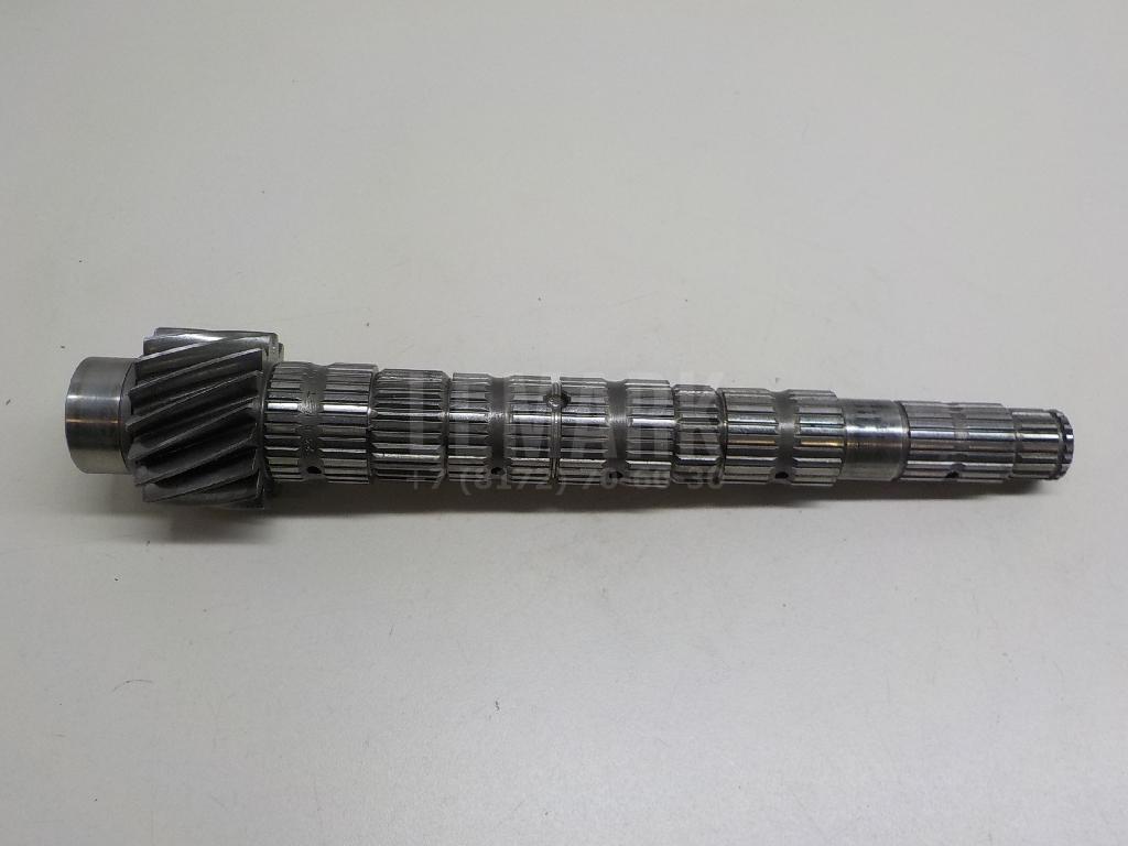 Вал КПП вторичный 1071771 Ford