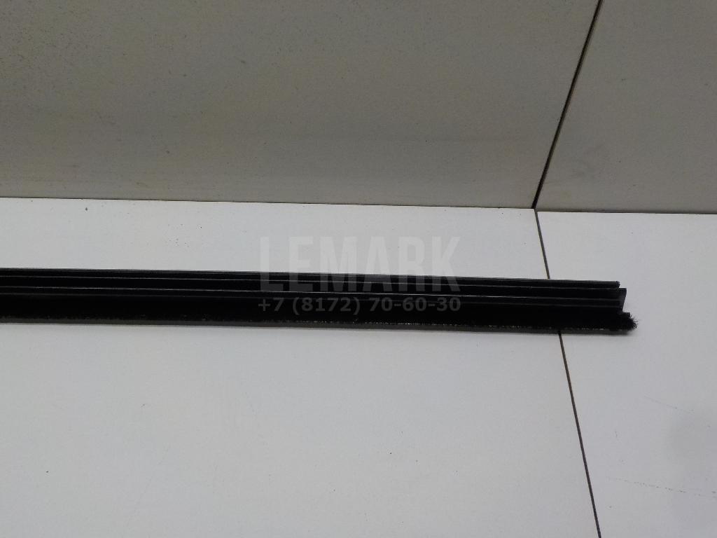 Накладка стекла заднего левого для  BMW X5 F15/F85 2013-2018