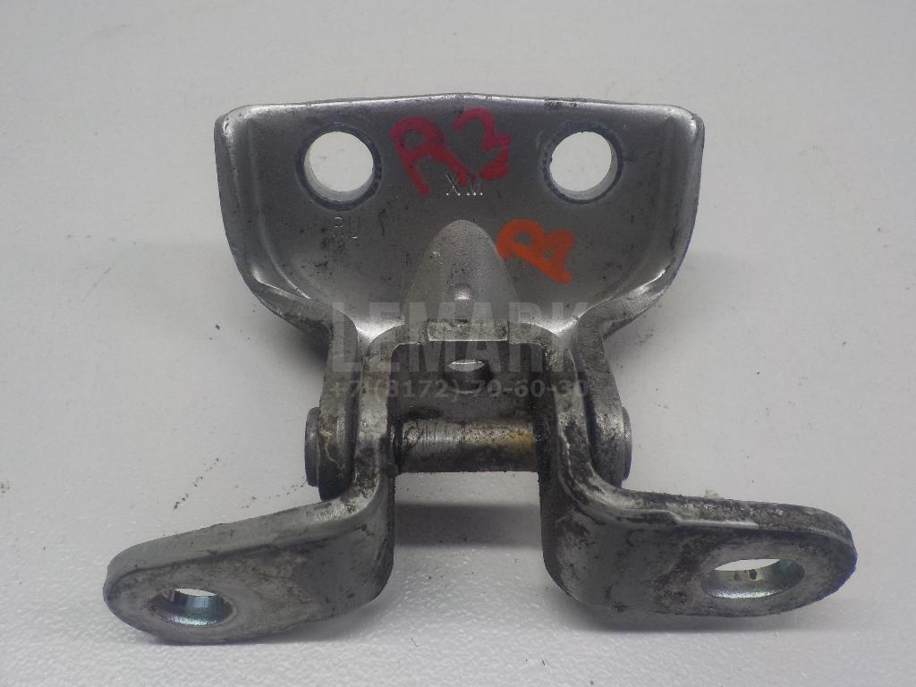 Петля двери задней правой верхняя 793402B020 Hyundai-Kia