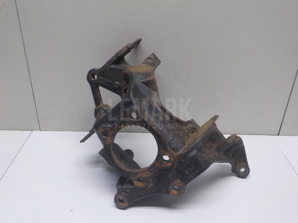 Кулак поворотный задний правый 2071957 Ford