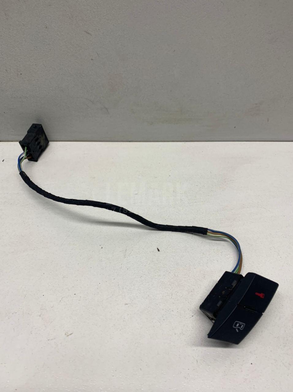 Кнопка центрального замка для  BMW i3 (I01) 2013-2022