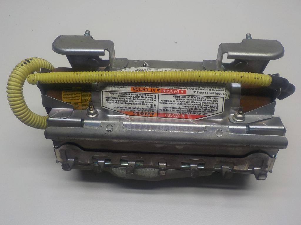 Подушка безопасности пассажирская (в торпедо) для  BMW 7-serie F01/F02 2008-2015