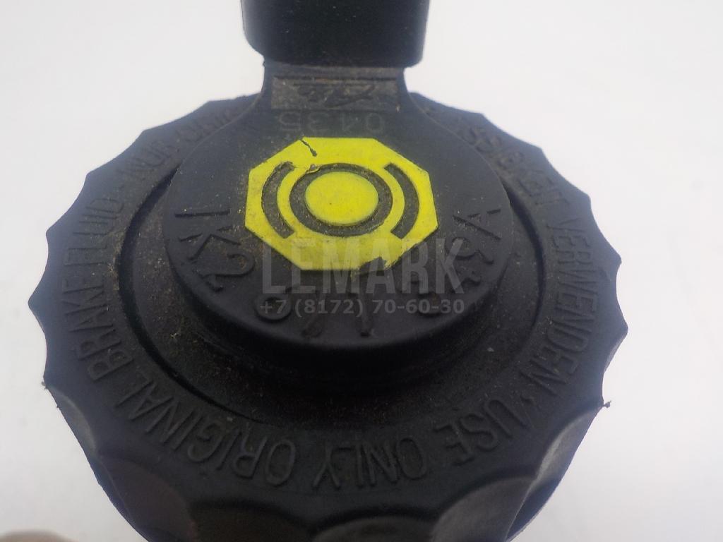 Крышка бачка тормозной жидкости для  Audi V8 1988-1994