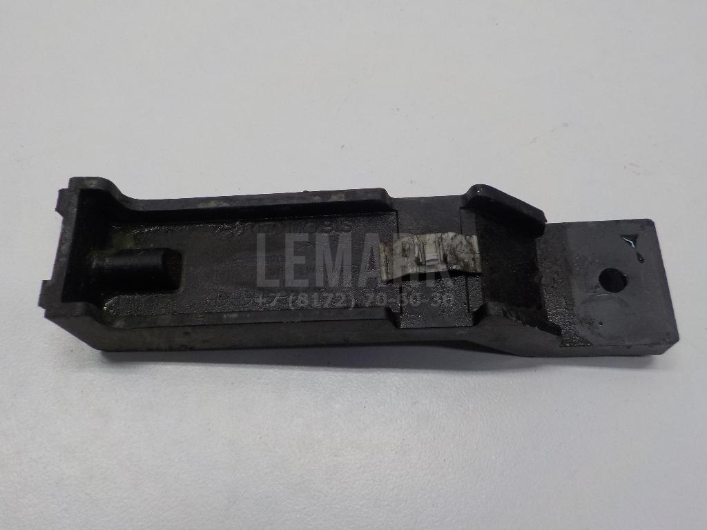 Кронштейн заднего бампера 866851H200 Hyundai-Kia
