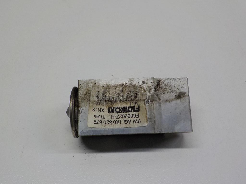 Клапан кондиционера для  Audi 80/90 [B2] 0-1986
