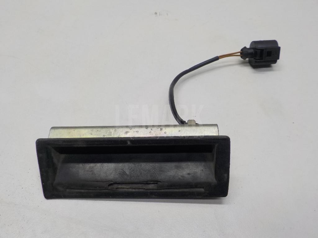 Кнопка открывания багажника 1J0827566C VAG