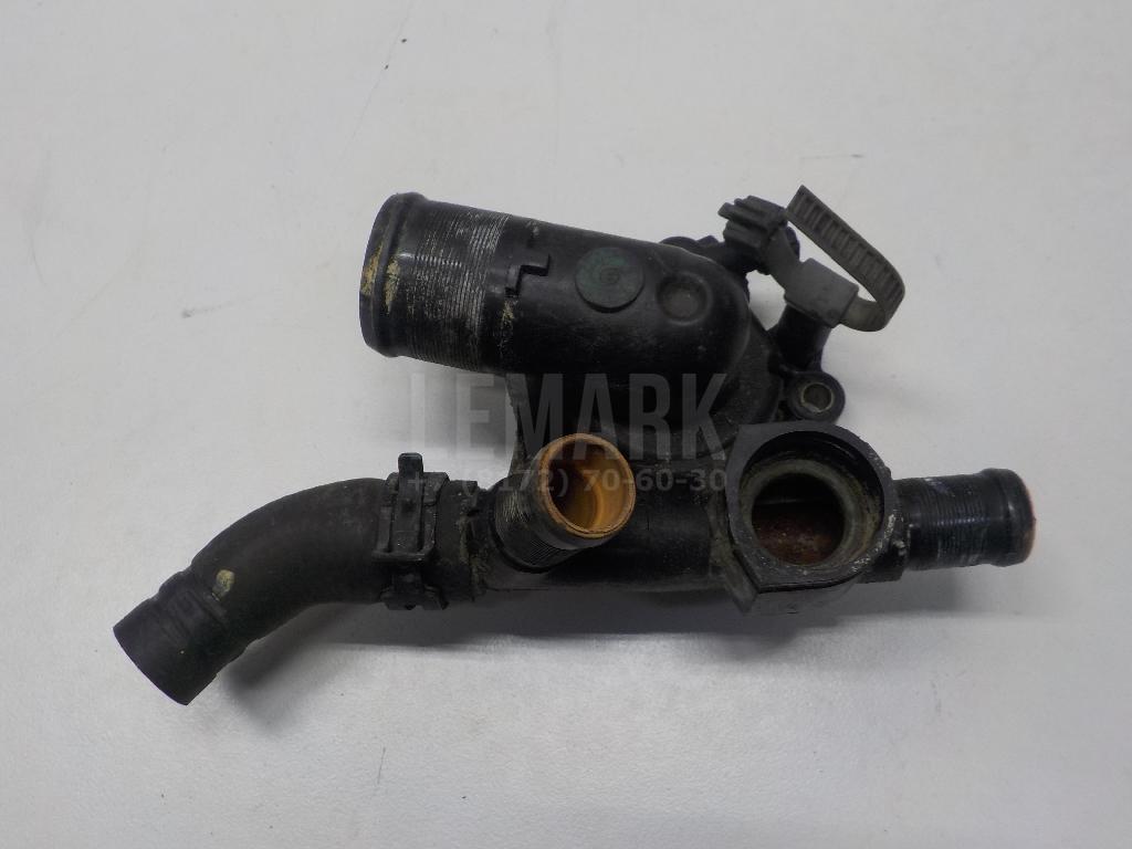Корпус термостата 8200801570 Renault