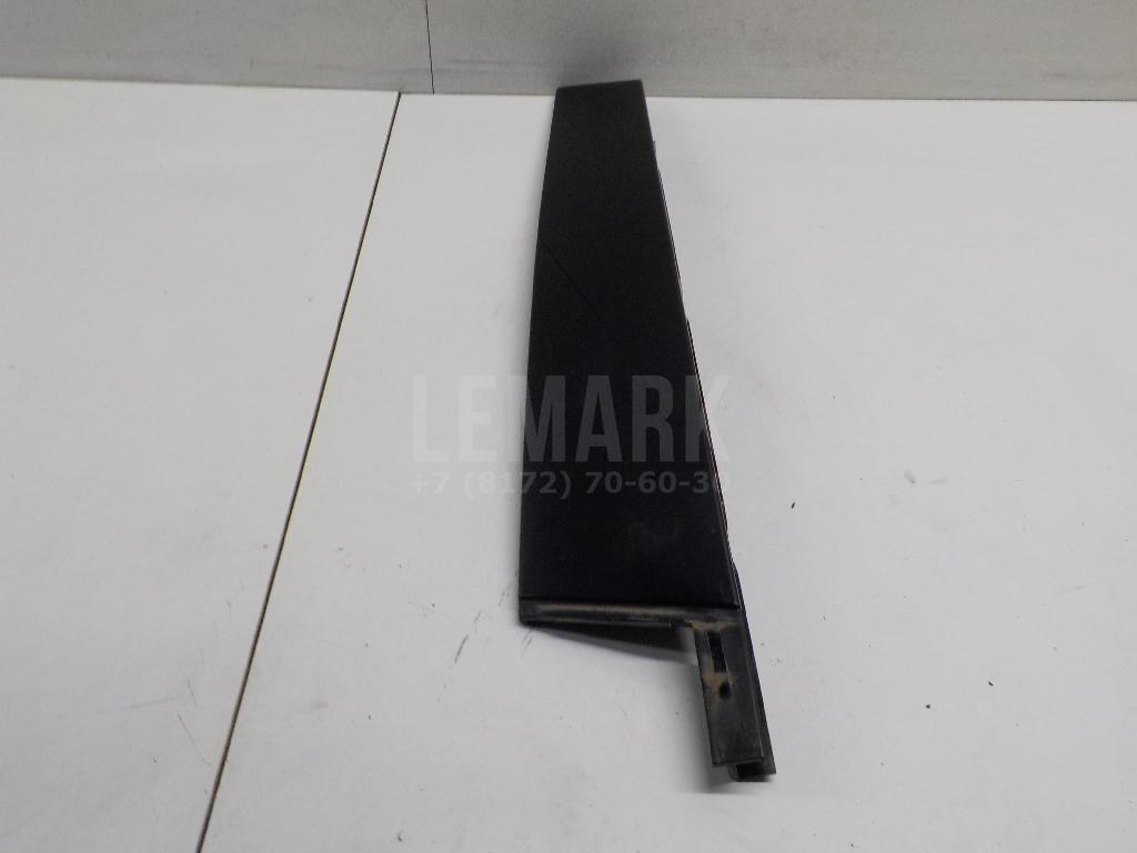 Накладка двери передней правой 7P6837902B041 VAG
