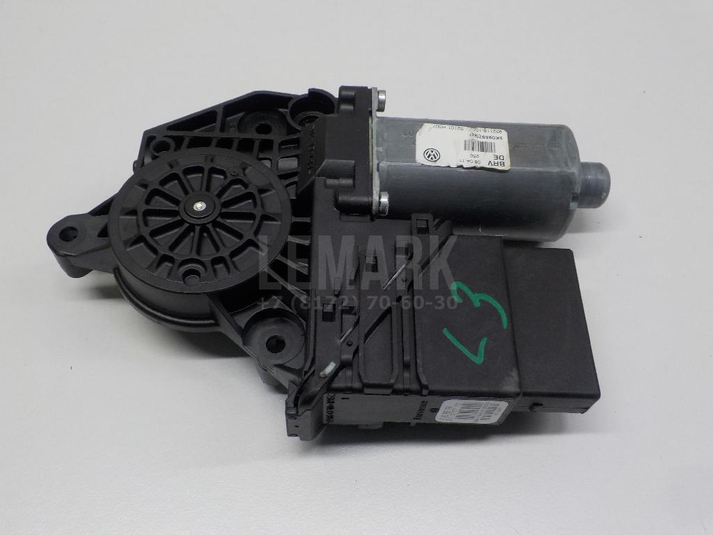 Моторчик стеклоподъемника 5K0959704DVW2 VAG