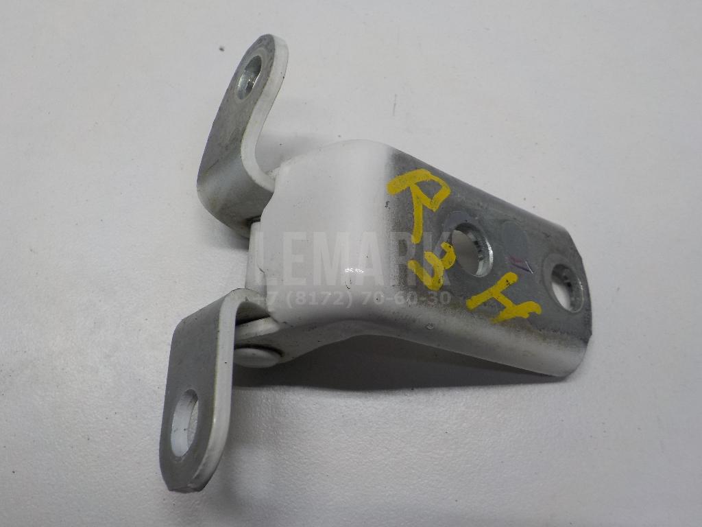 Петля двери задней правой нижняя 6877006010 Toyota