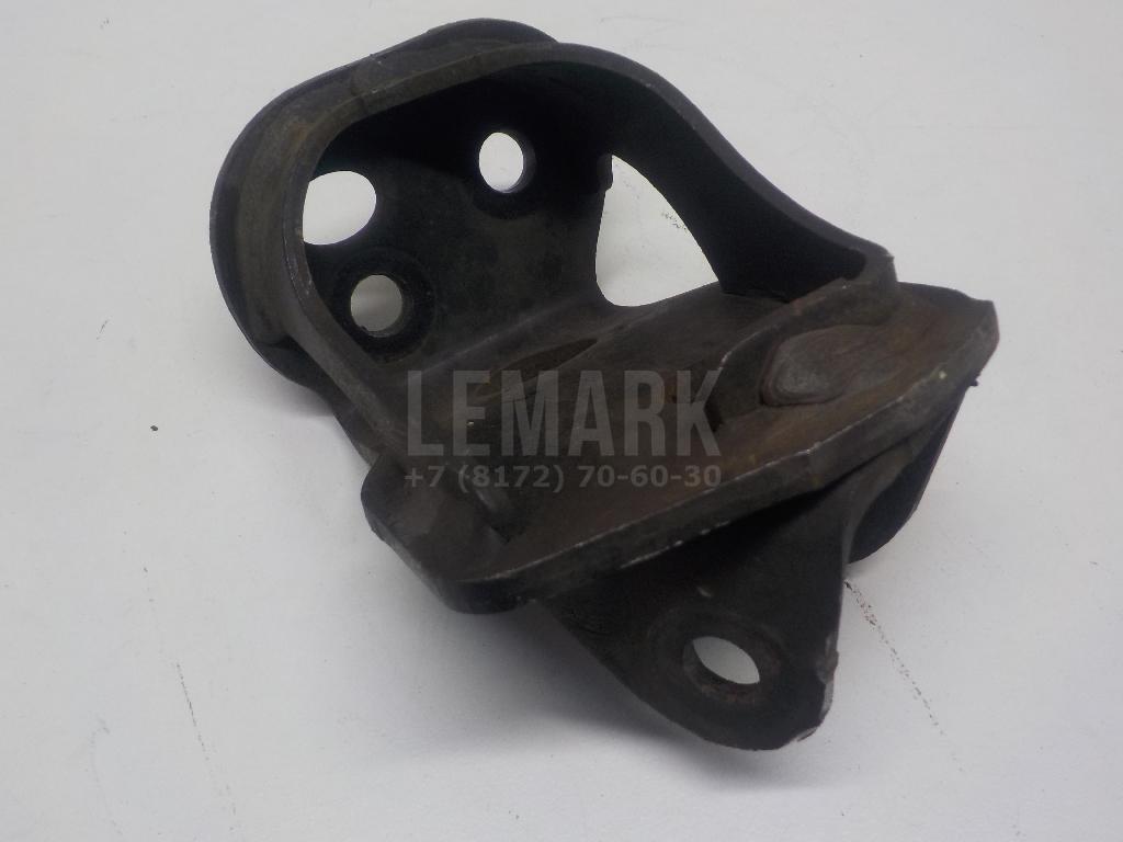 Кронштейн амортизатора левый 4850642010 Toyota