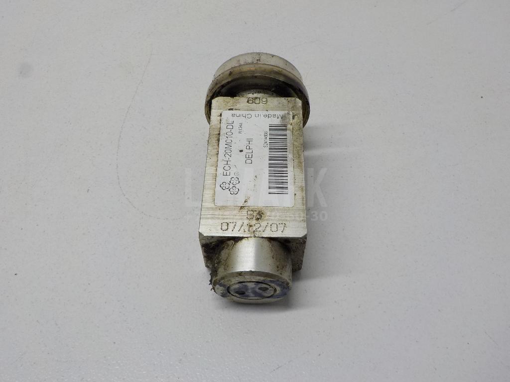 Клапан кондиционера 93189551 GM