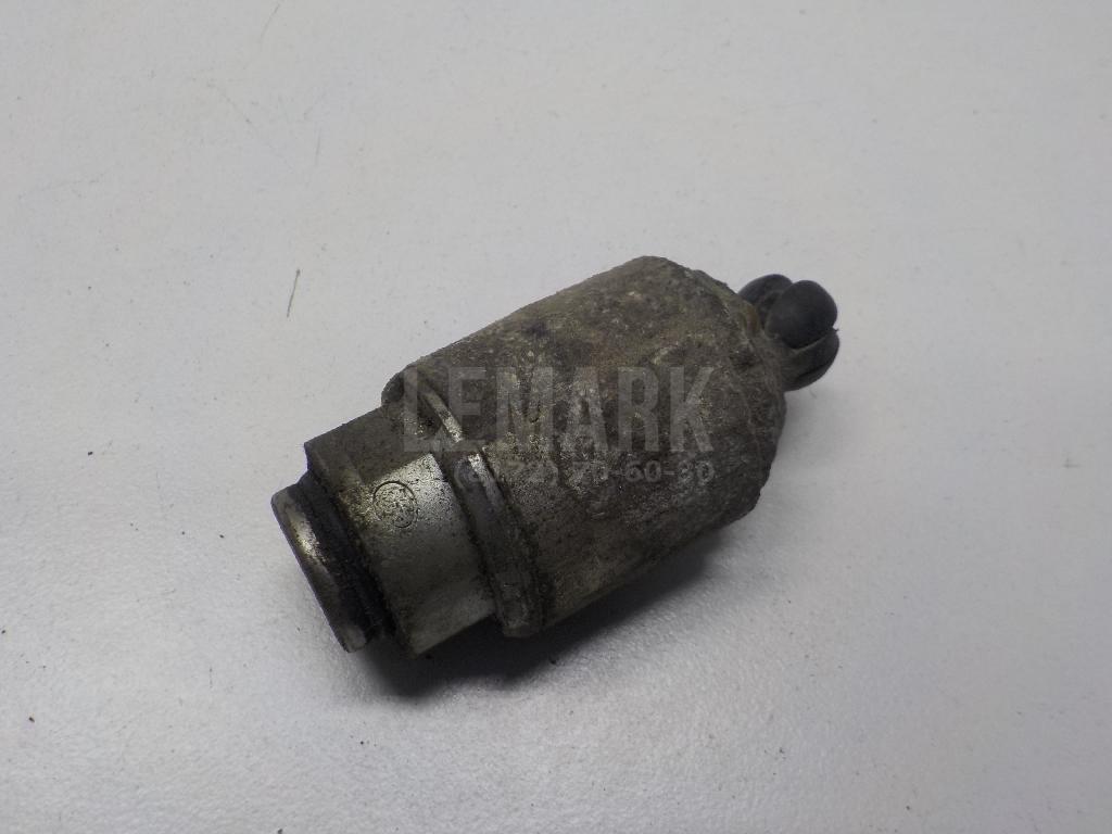 Тяга замка капота 1355231 Ford