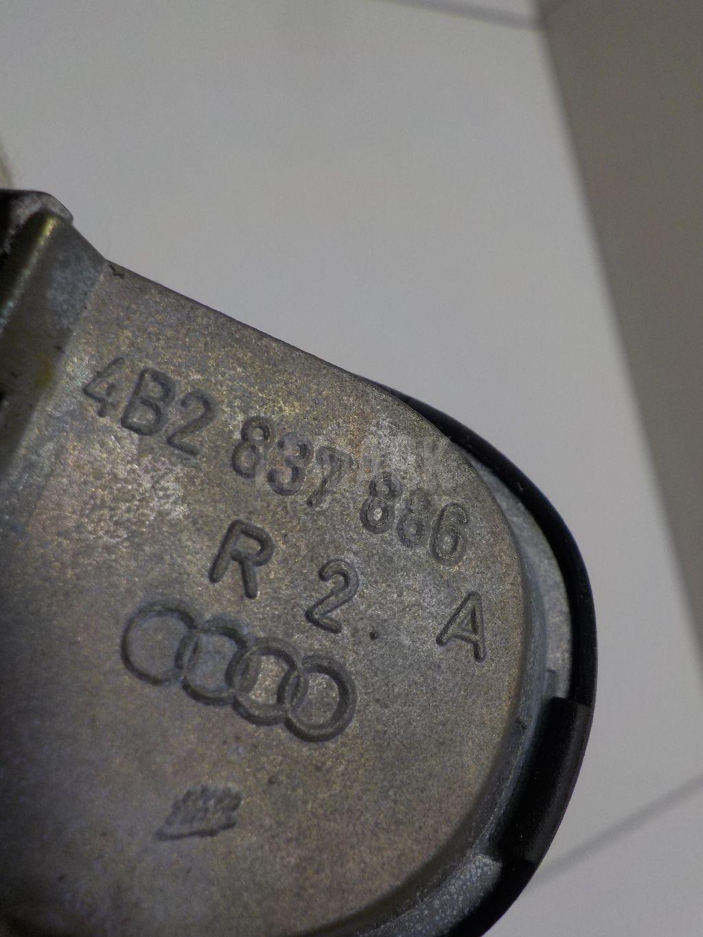 Кронштейн ручки для  Citroen C4 2004-2011
