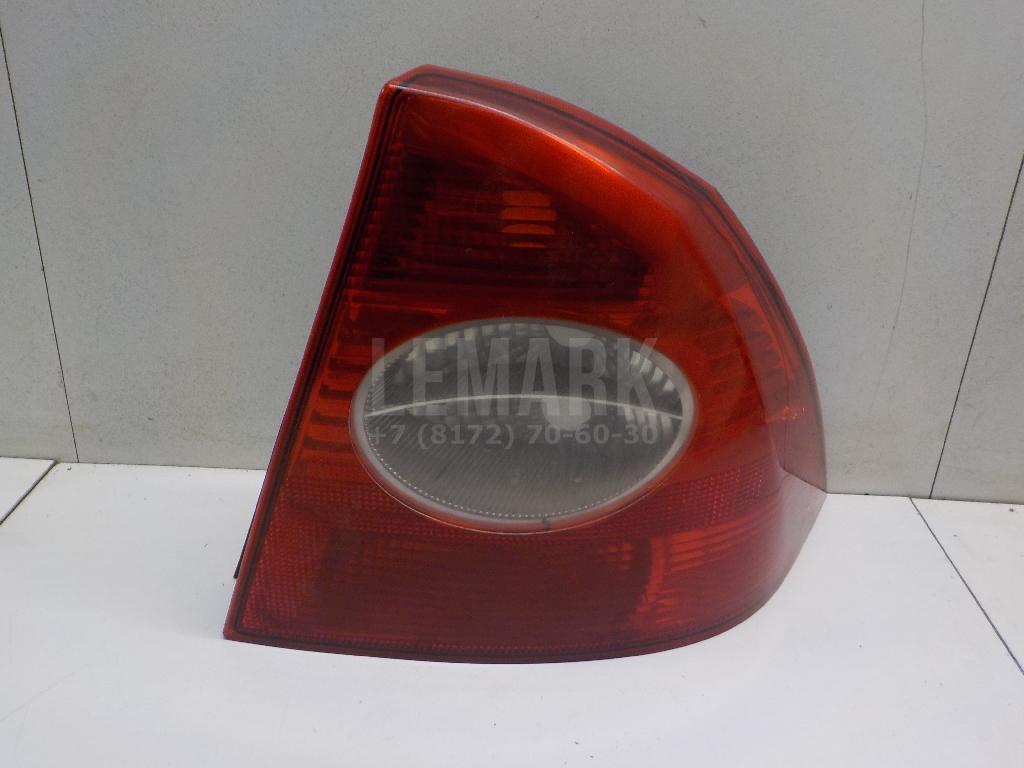 Фонарь задний правый 1333832 Ford
